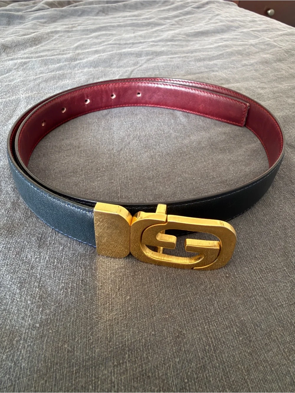 Vintage Gucci Navy Leather Belt Gold GG Logo Buckle Italy Unisex